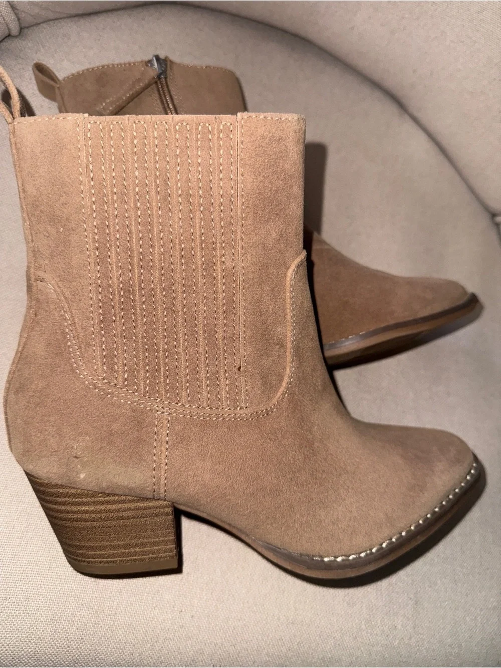 NWT Women’s Suede Ankle Boots in Taupe - Classic Side-Zip Chelsea Style